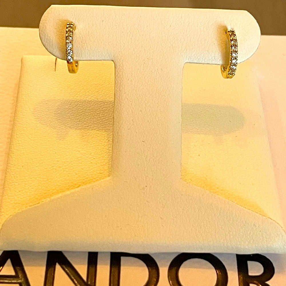 New Authentic Pandora Sparkling Huggie Hoop Earrings 14k gold plated ss & cz